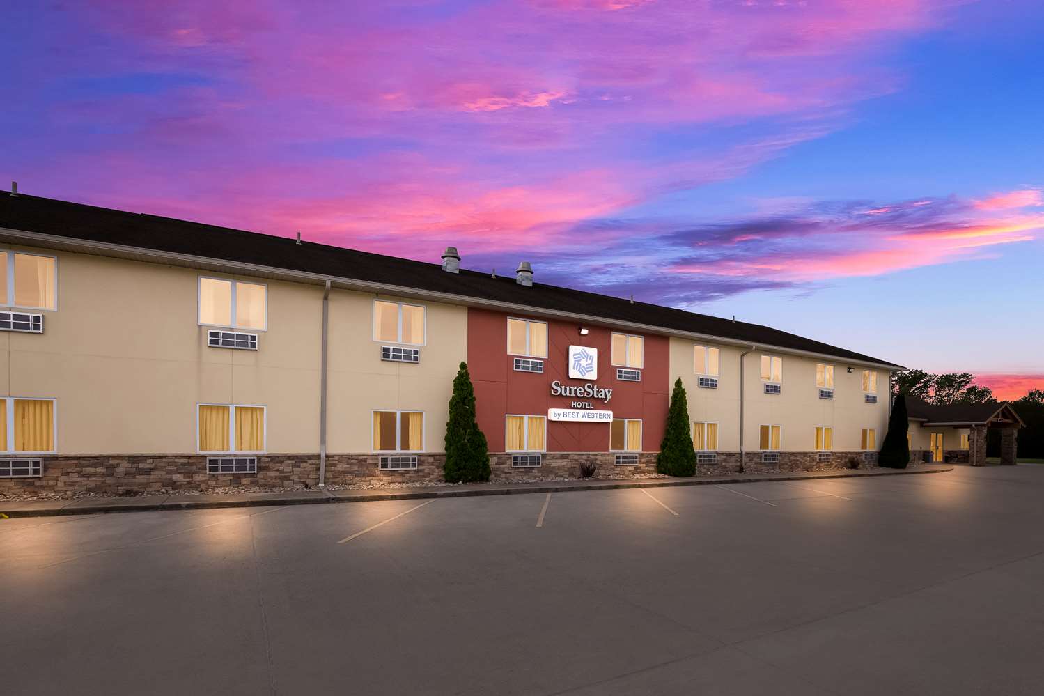 SureStay Hotel By Best Western Whittington 1/12