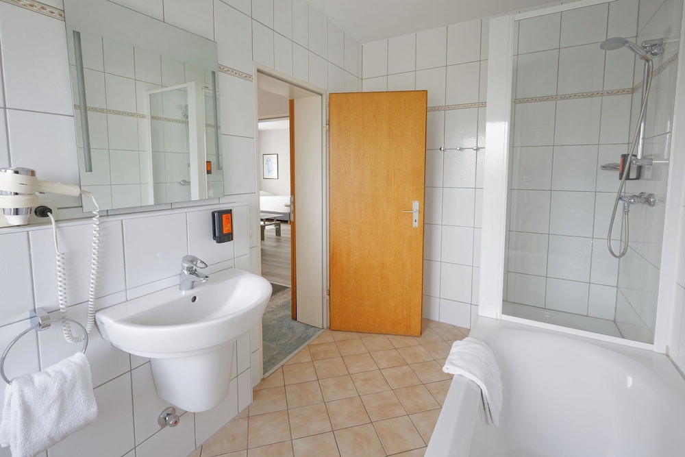 Friends Hotel Kerpen 48/48