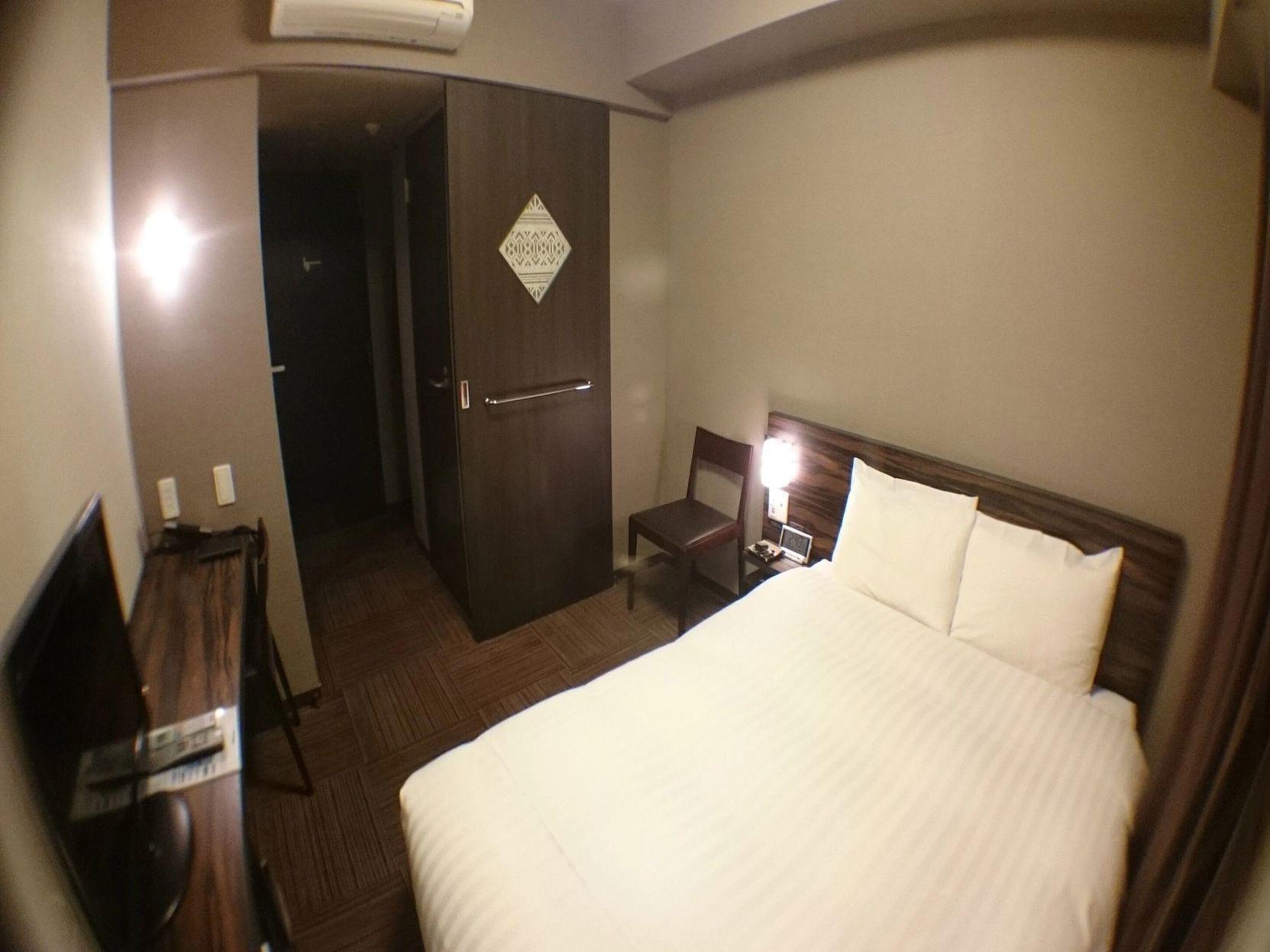 Semi Room, Run of House, Semi Double Bed