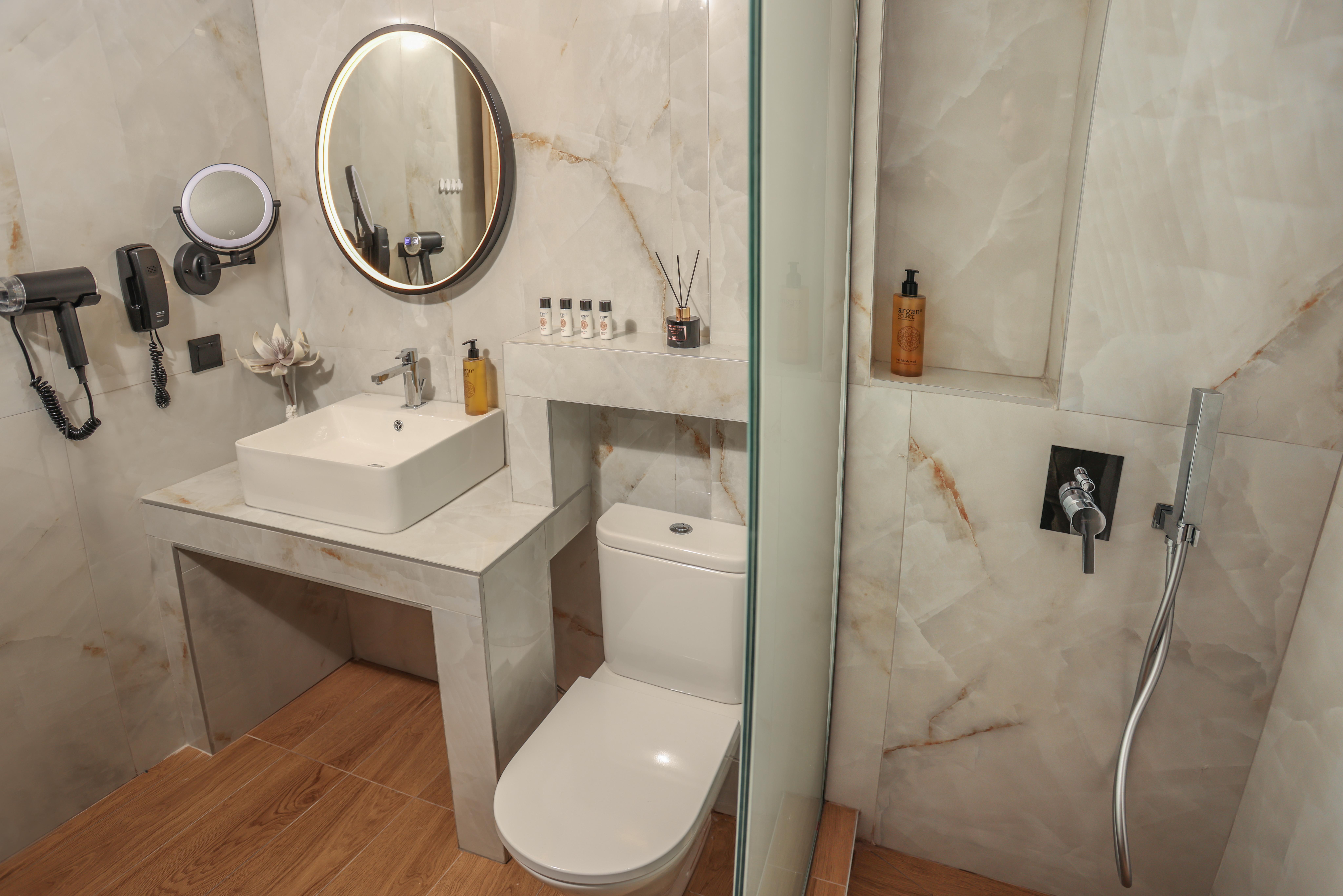 Junior Suite, Garden or Pool View، Flegra Palace Hotel & Spa 3/3
