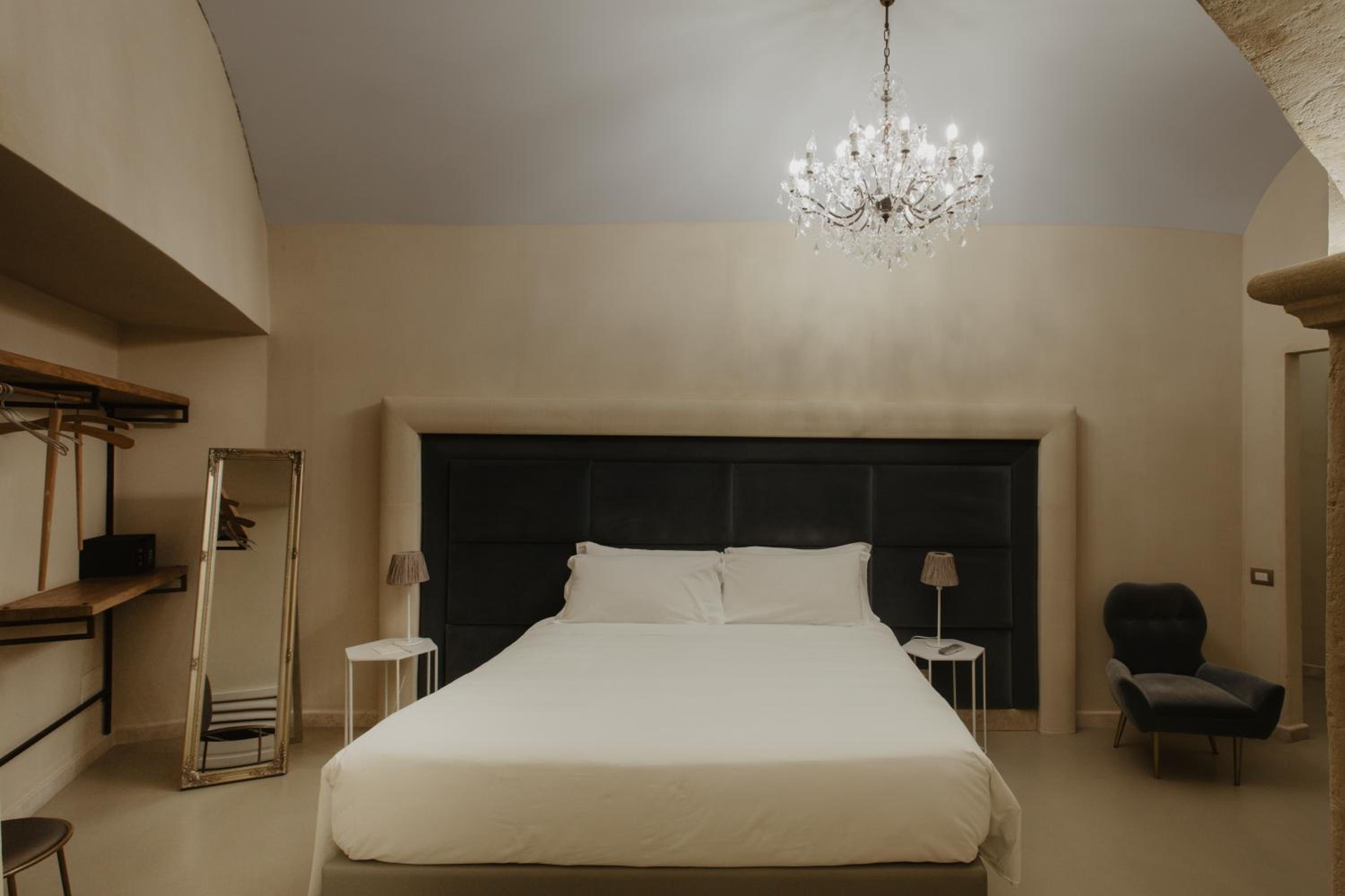JUNIOR SUITE, DELUXE