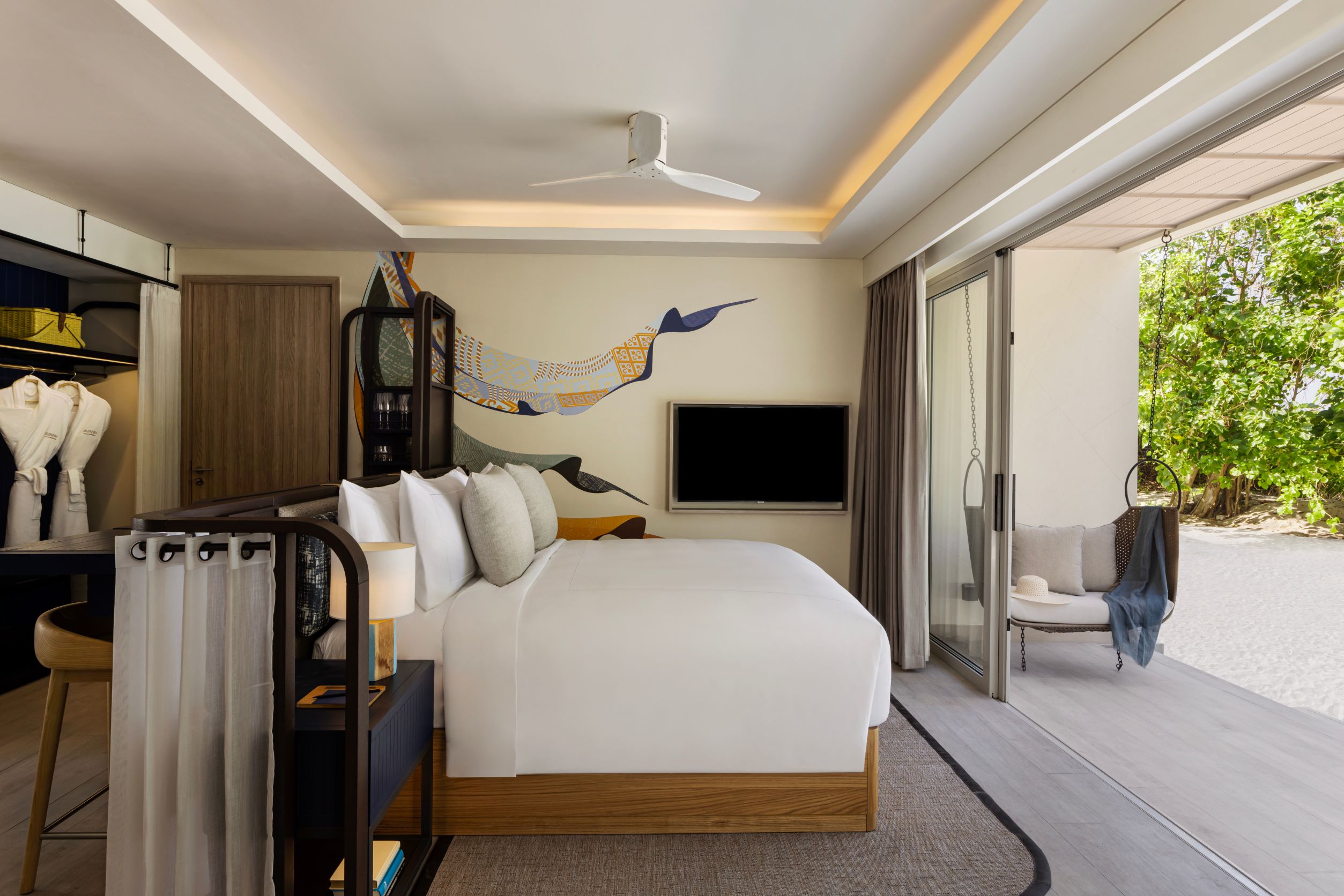 2 Bedrooms, Pavilion, Beach Front