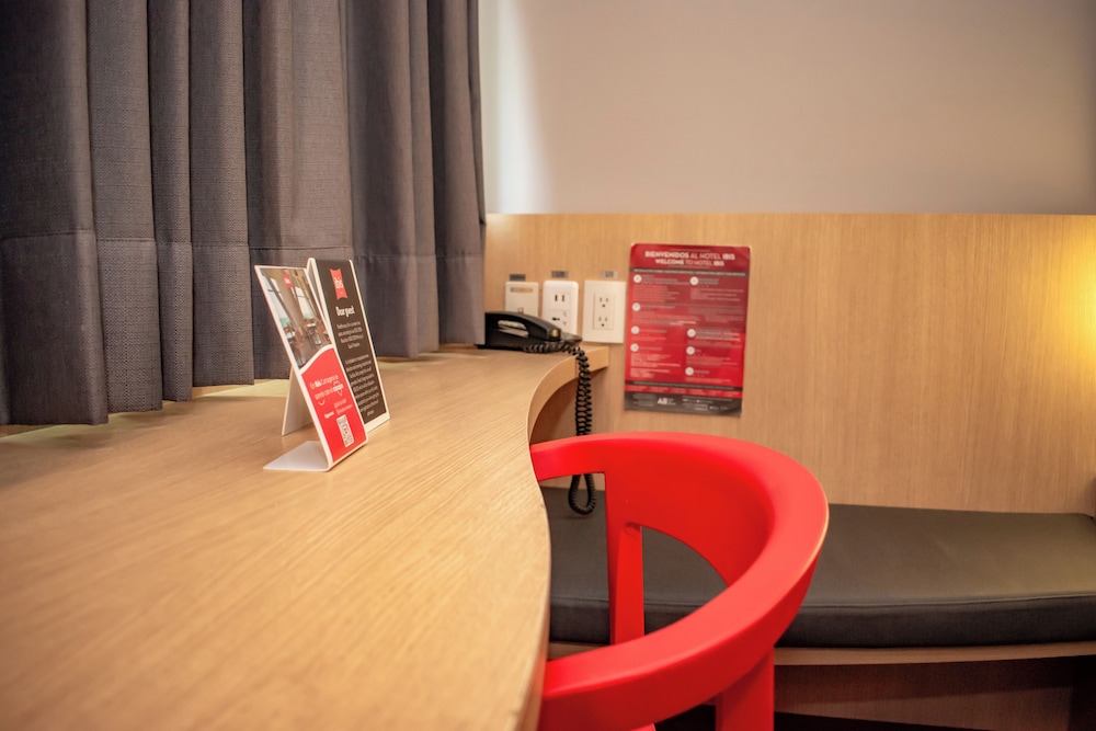 IBIS CARTAGENA MARBELLA 59/64