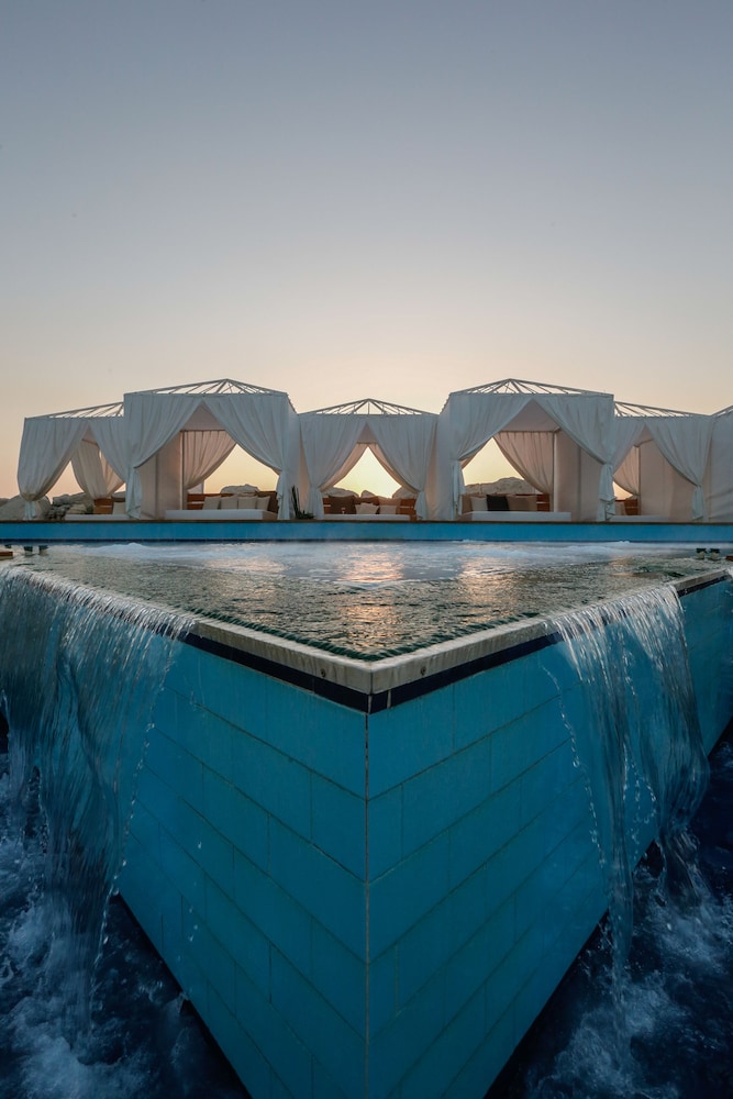 Four Seasons Halat 43/50
