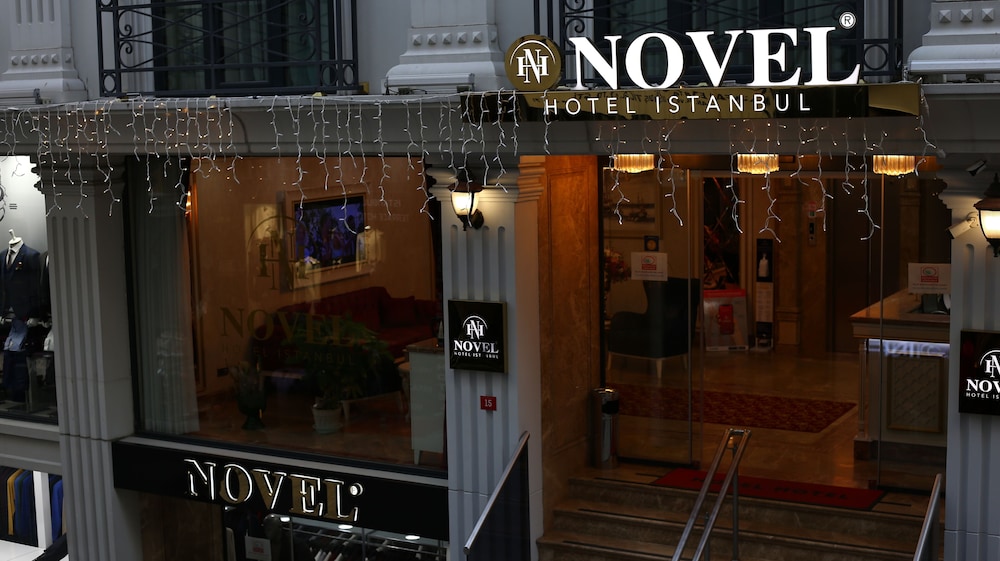 Novel Hotel 3/53