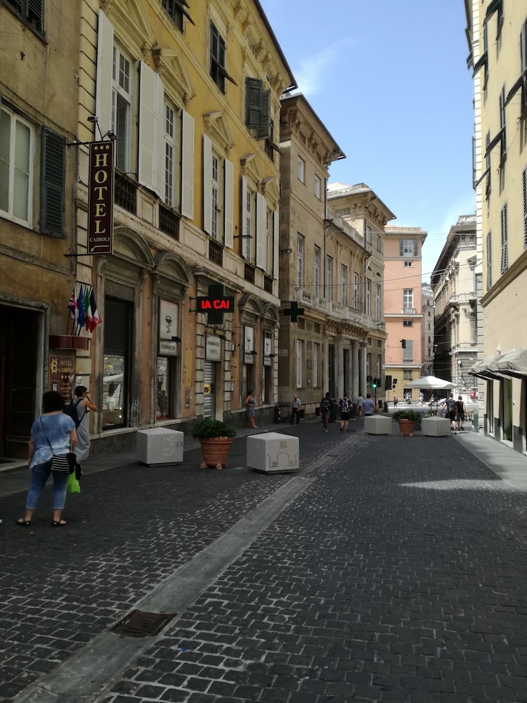 Cairoli Hotel 68/79
