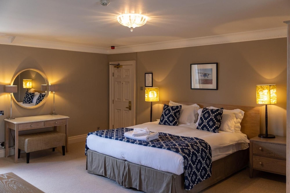The Woburn Hotel 4/39