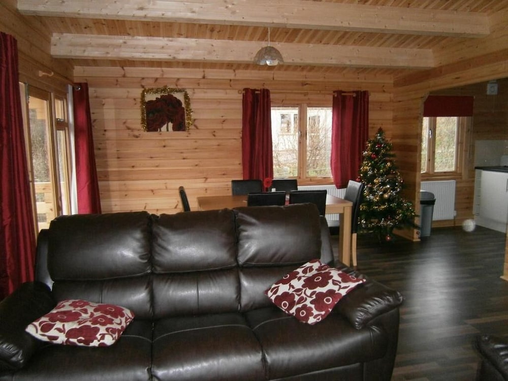 Long Mountain Centre 13/34