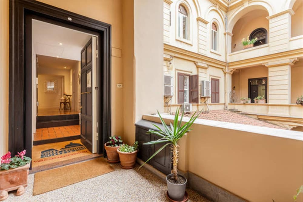 Vacanze Romane Rooms 2/42