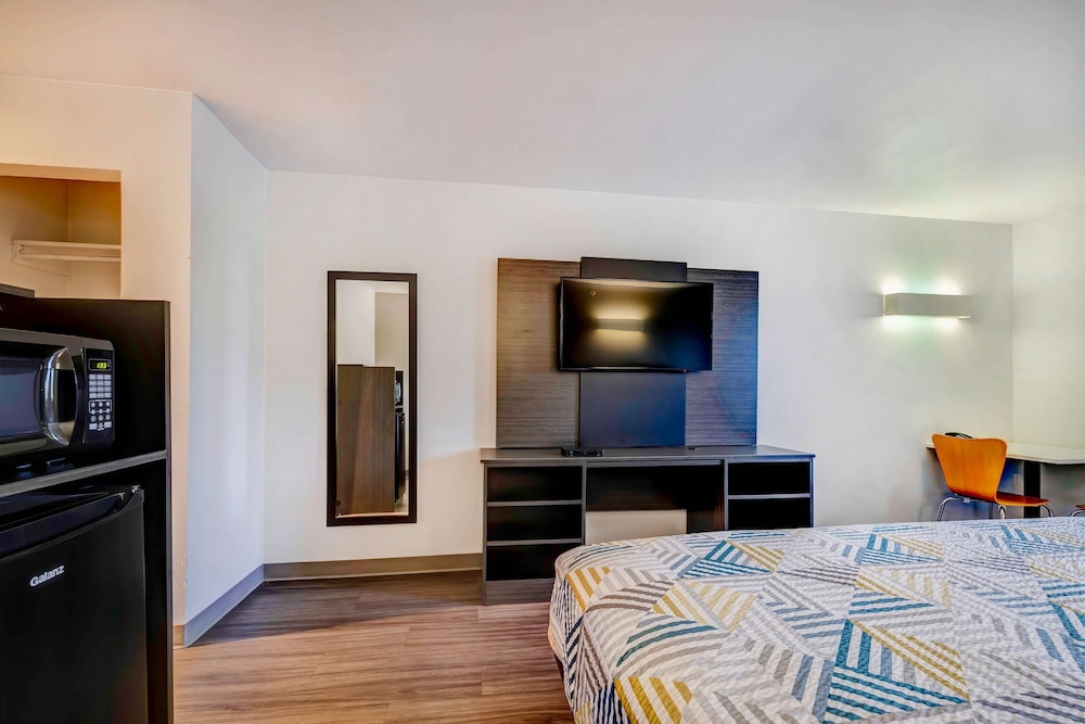 Motel6 Mesquite, TX - Balch Springs 17/60