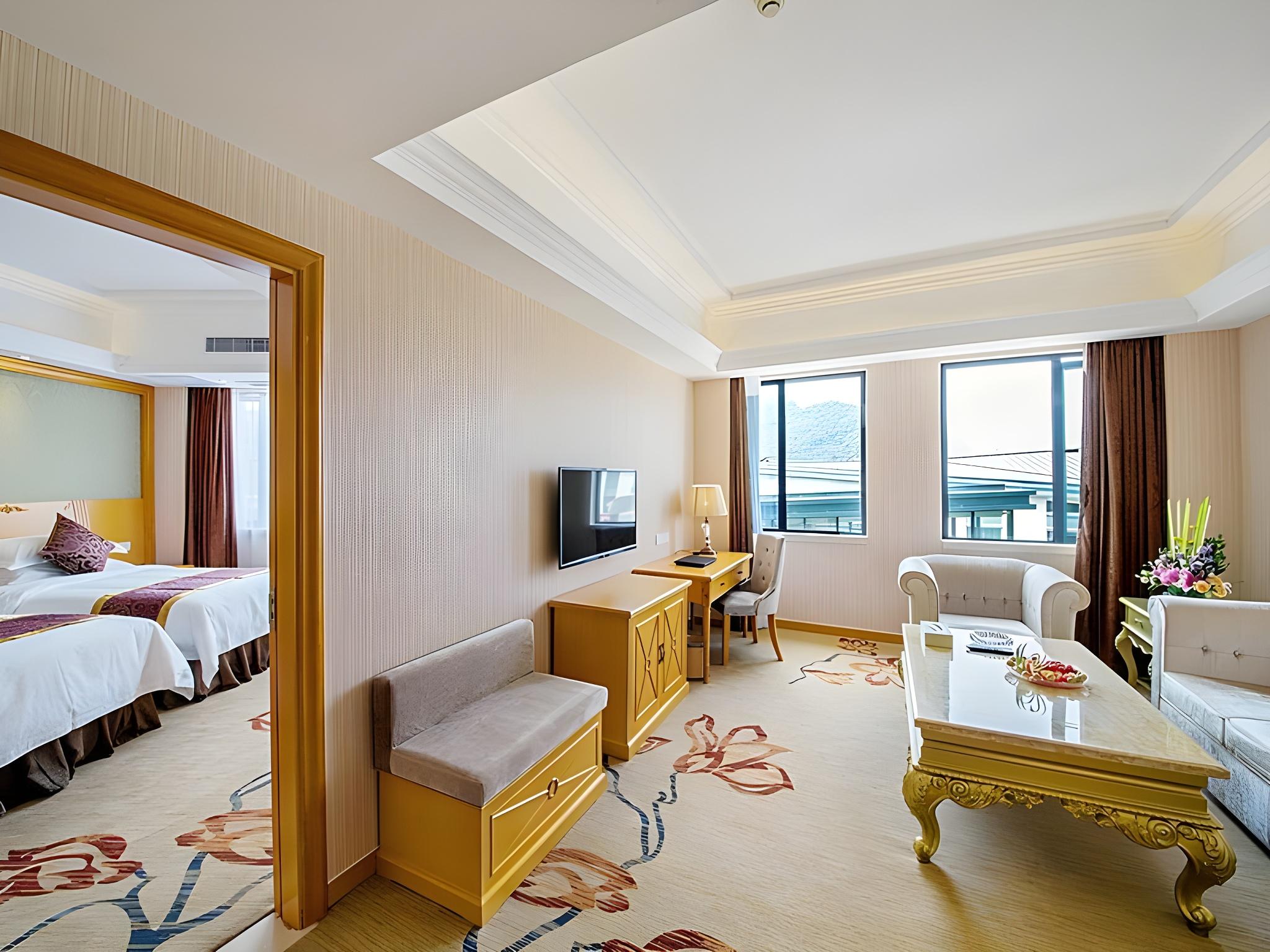 Vienna Hotel (Guilin Wanfu Square) 29/45