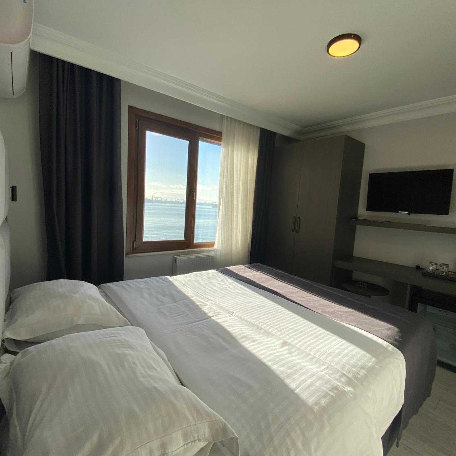 Economy, Double Bed