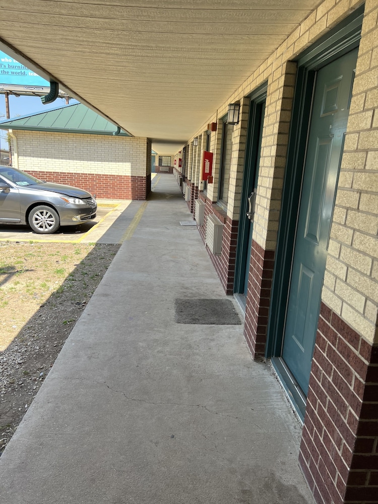 Country Inn Motel 31/45