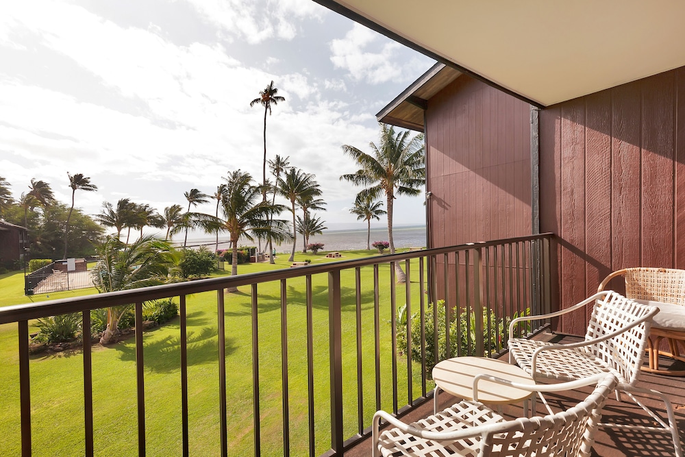Castle Molokai Shores 13/50