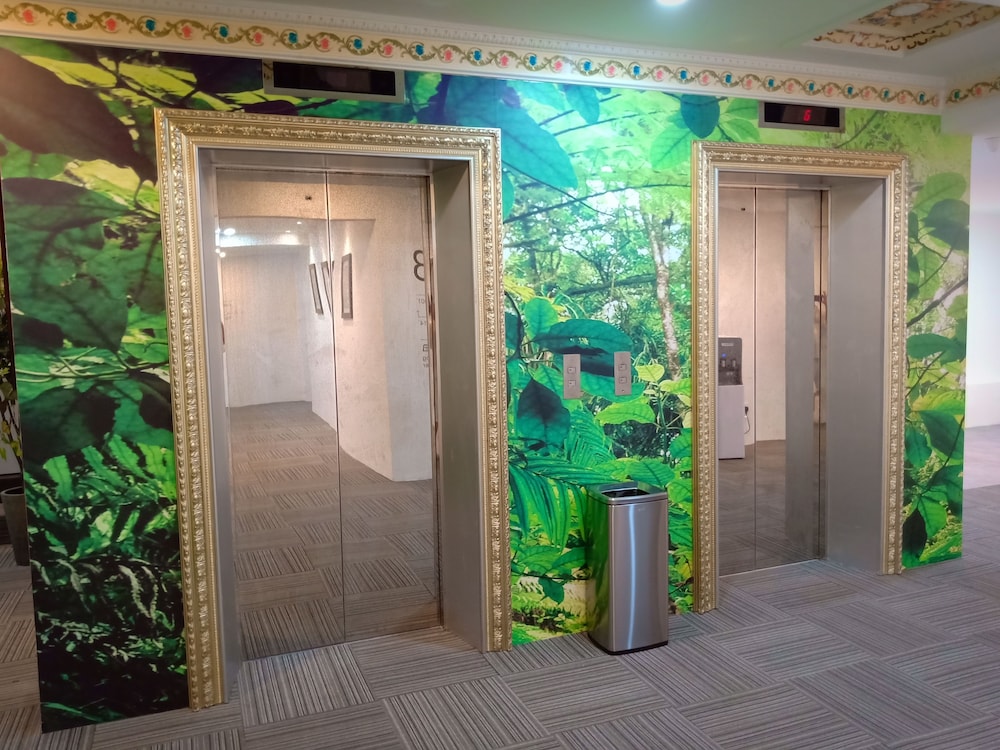 H Boutique Hotel Xplorer Loke Yew 2/22