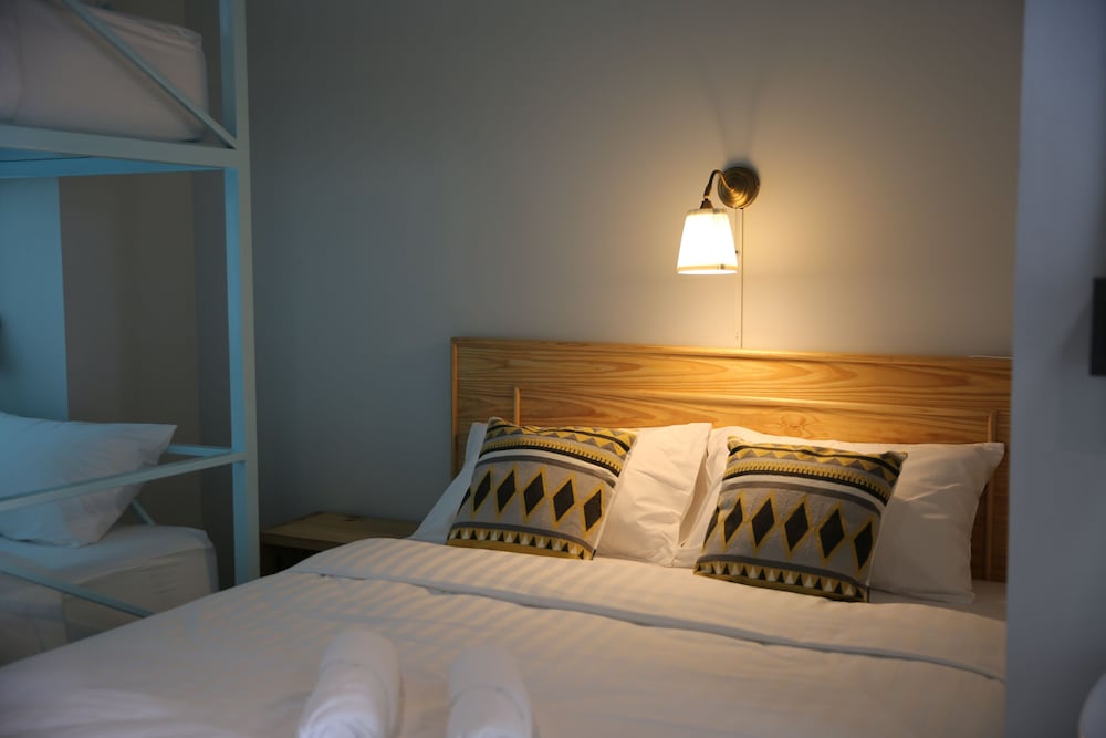 Latima Boutique Hostel 36/56