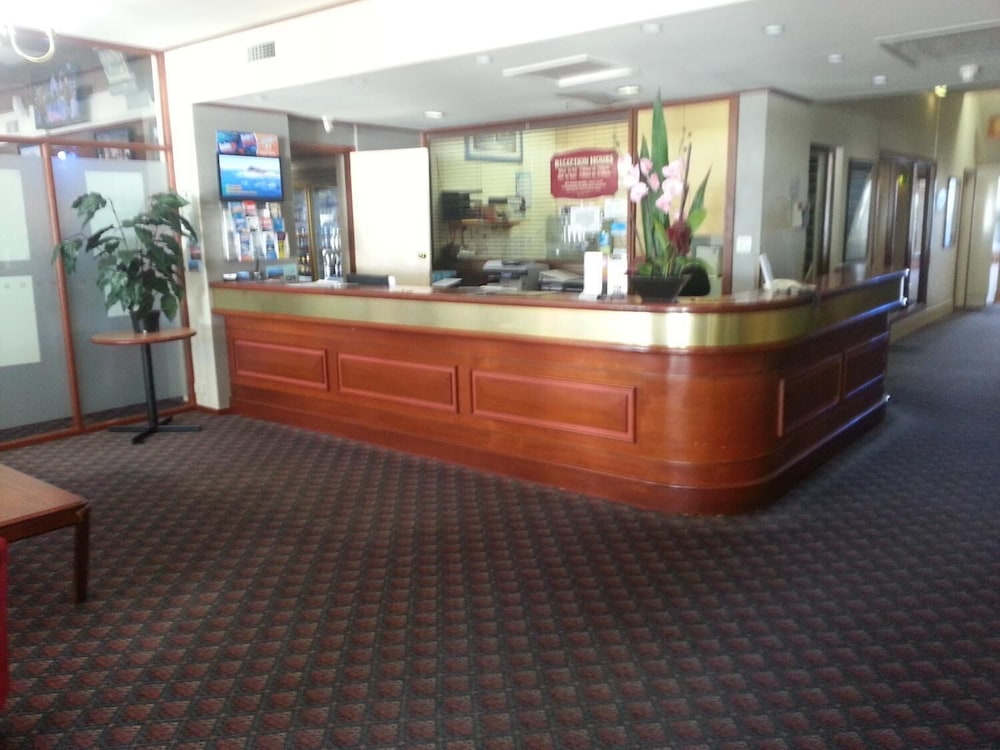 Grand Tasman Hotel 10/65