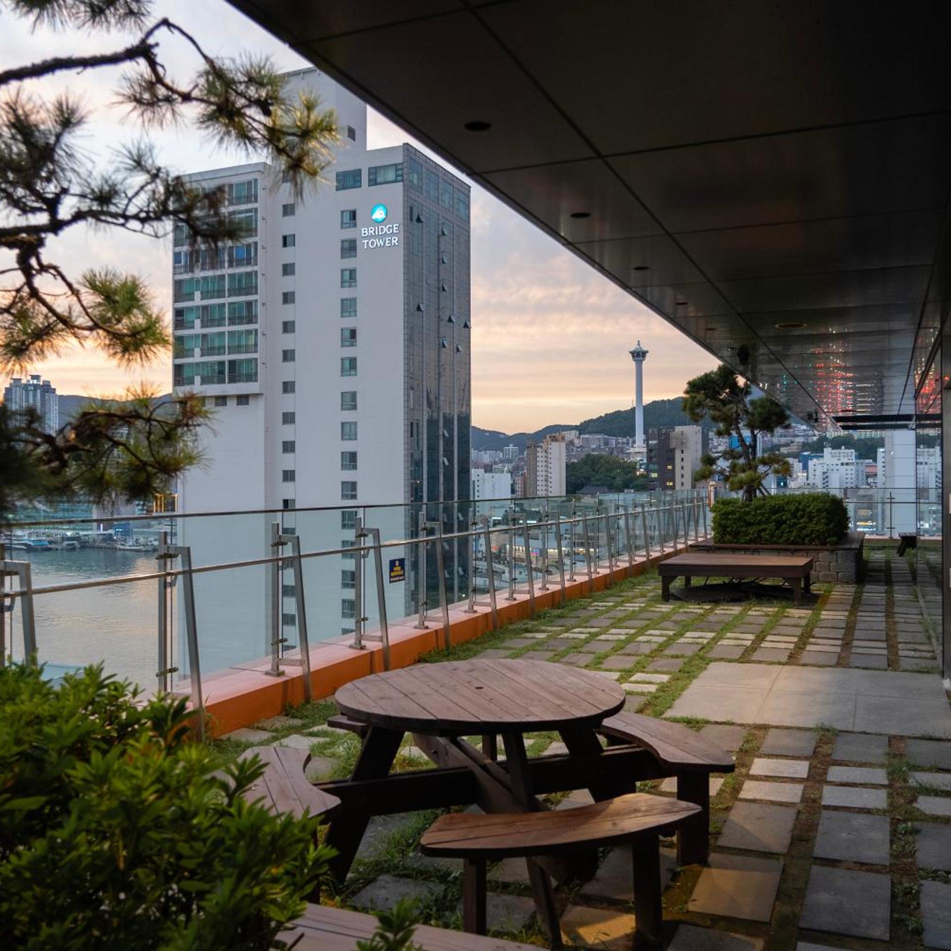 Northharbor Hotel 36/50
