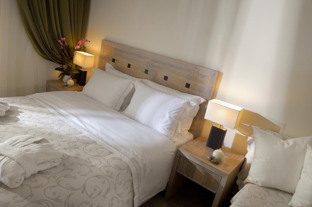 Portes Beach Hotel 16/64