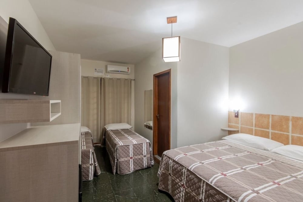 Hotel Cores do Mar 23/65
