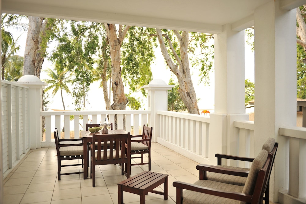 Peppers Beach Club & Spa Palm Cove 37/50