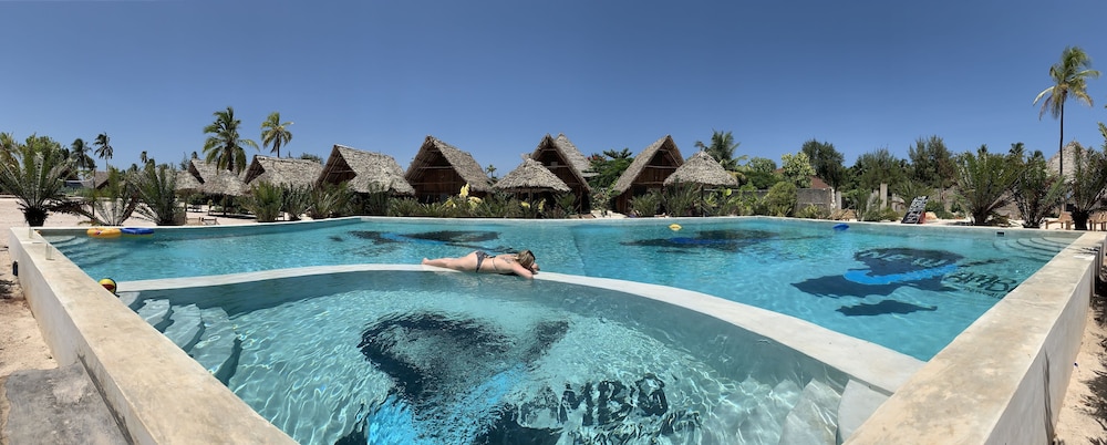 Jambo Beach Bungalows - Hostel 22/50