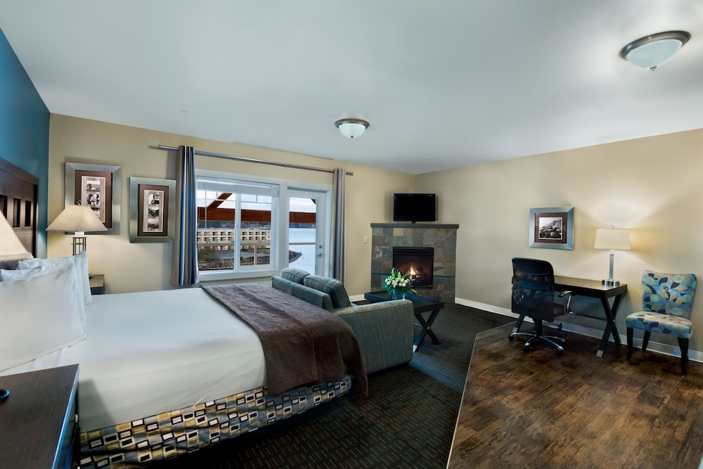 Oxford Suites Silverdale 17/59