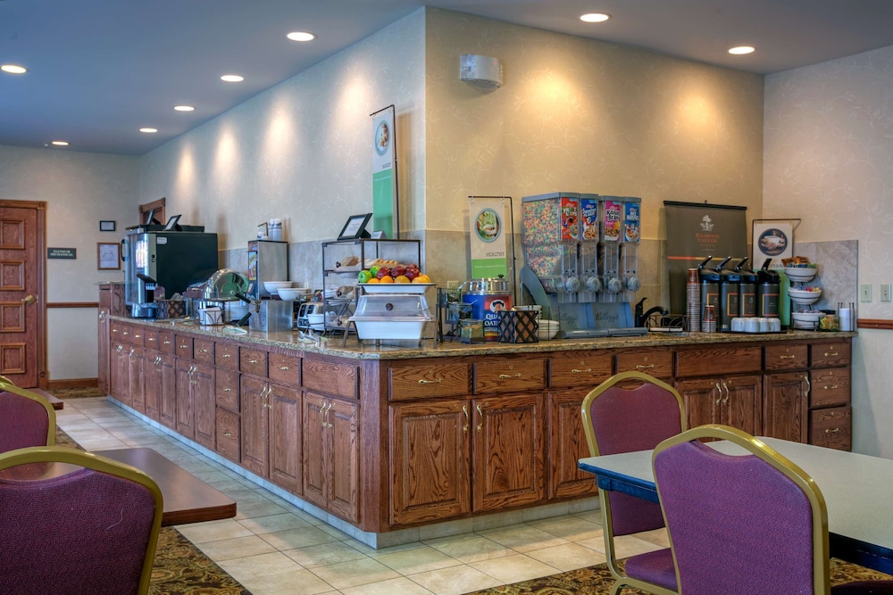 Country Inn Suites By Radisson Forest Lake Mn 34/37