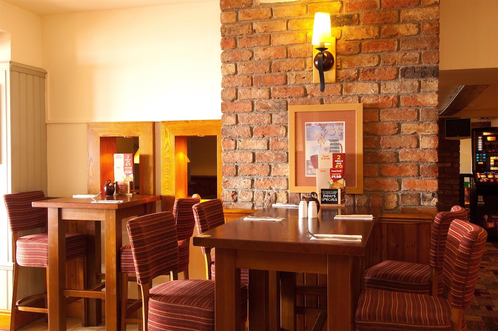 Premier Inn Paignton Seafront (Goodrington Sands) 32/48