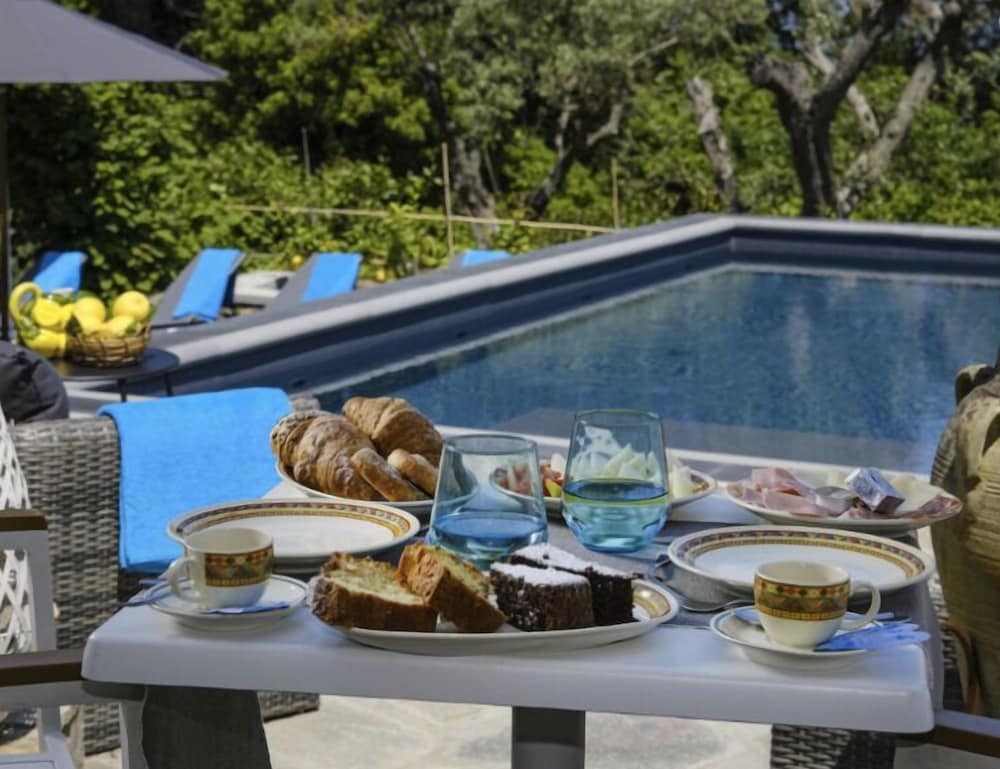 Relais Villa Anna 28/46