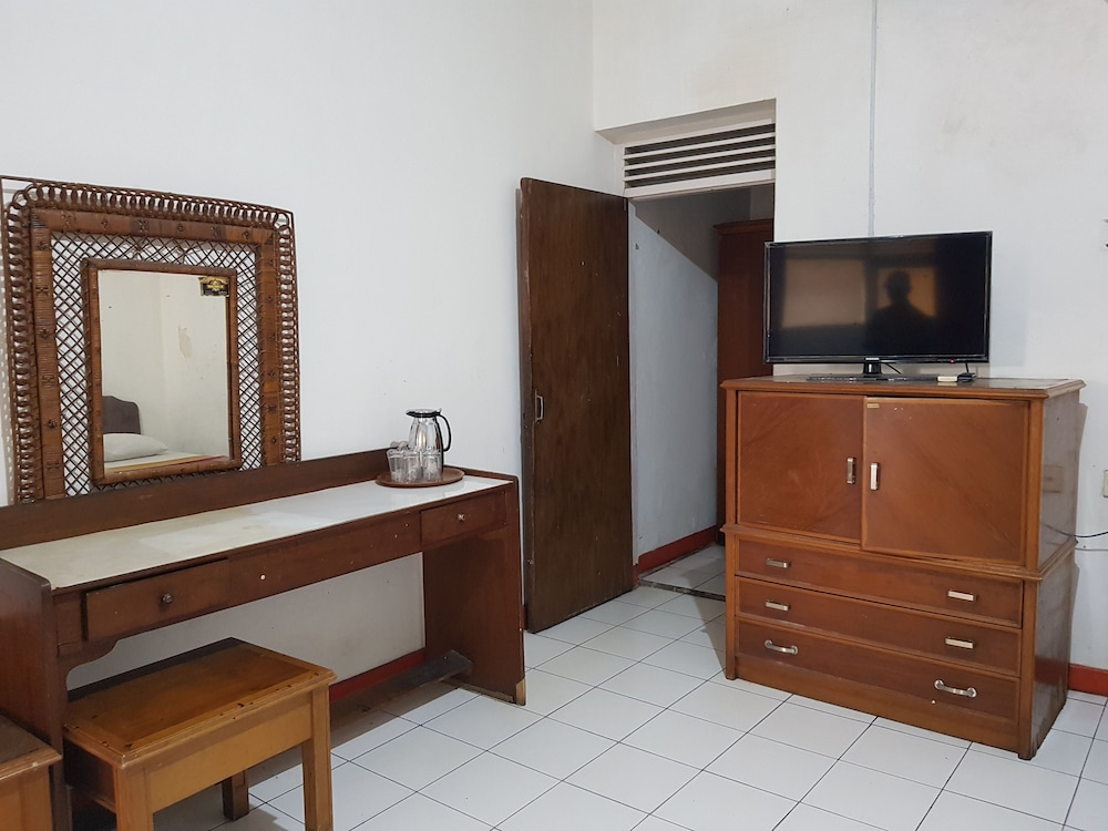Hotel Royal Juanda 3/38
