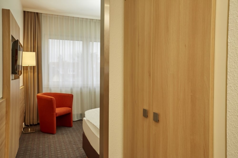 Heiner Hotel Darmstadt 13/31