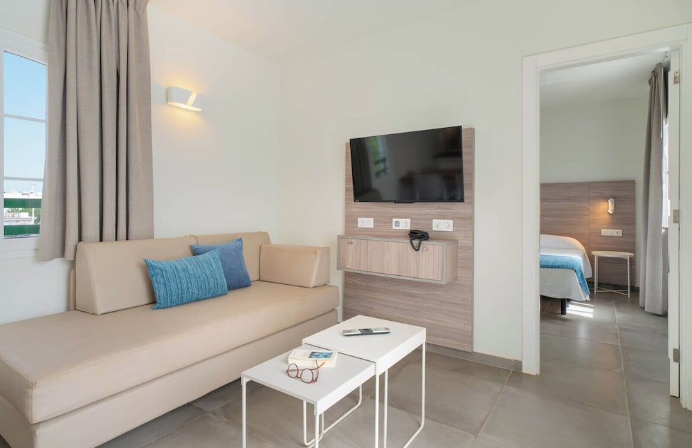 Celeste Apartments 32/55