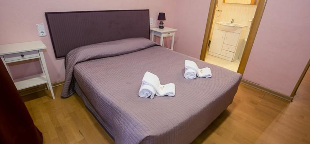 Hostal Balmes Centro 14/50