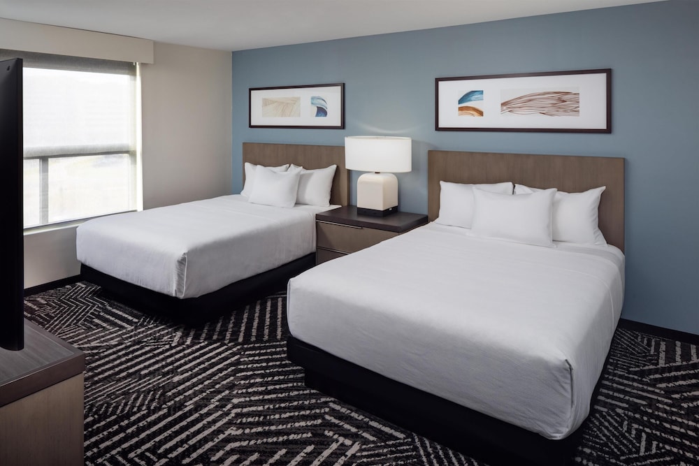 Hyatt House Royal Oak/Birmingham 7/42