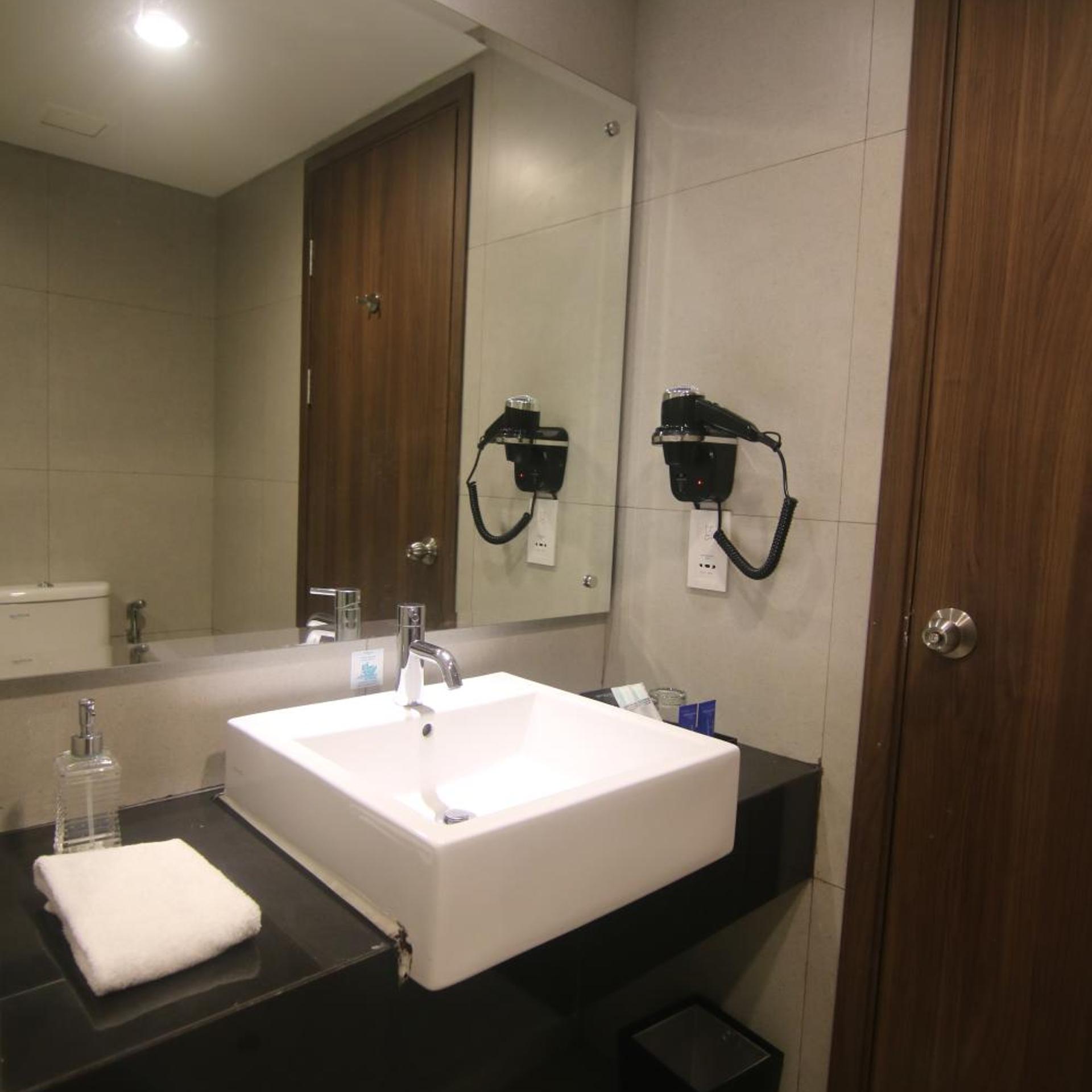 BeSS Mansion Hotel Surabaya 47/50