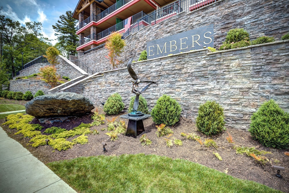 The Embers Hotel 47/50