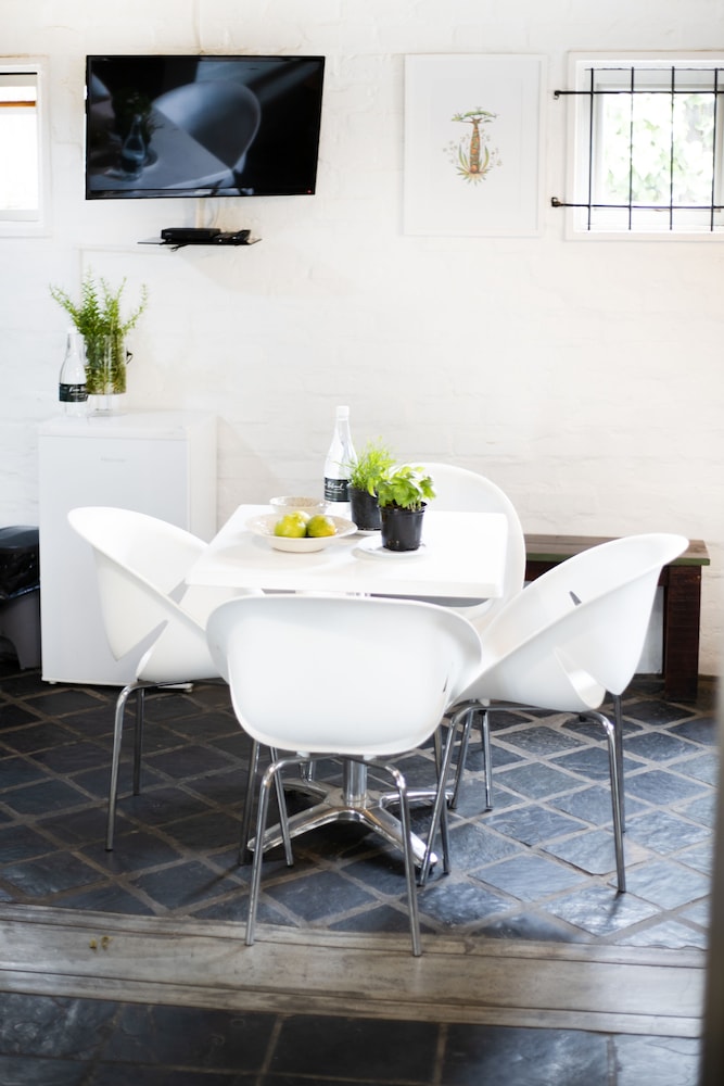 Karoo Retreat 24/43