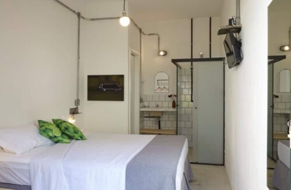 GUEST URBAN HOTEL 18/56