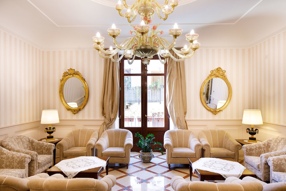 Hotel Palazzo Guardati 52/76