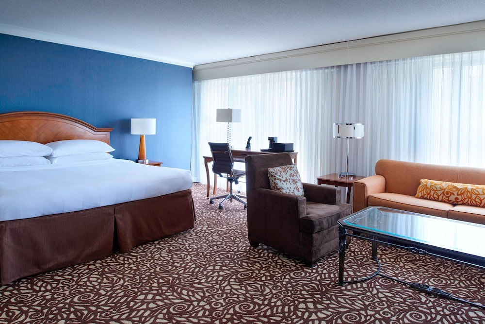 Marriott Milwaukee West 5/49