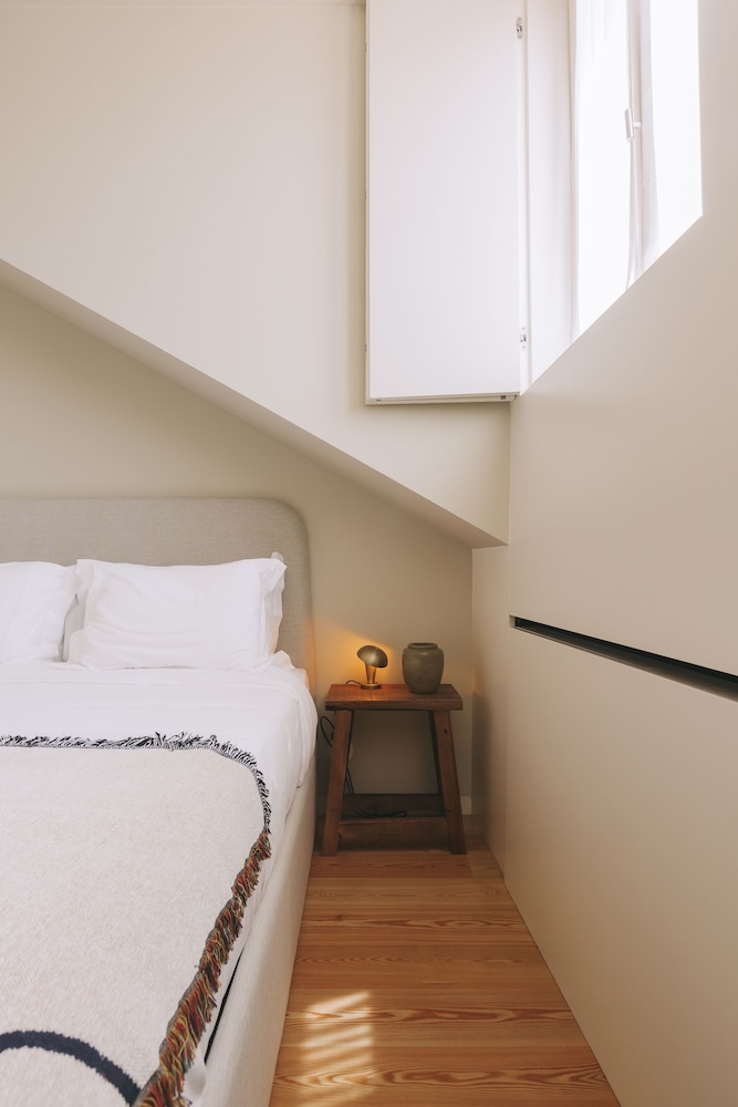 DUPLEX, STANDARD