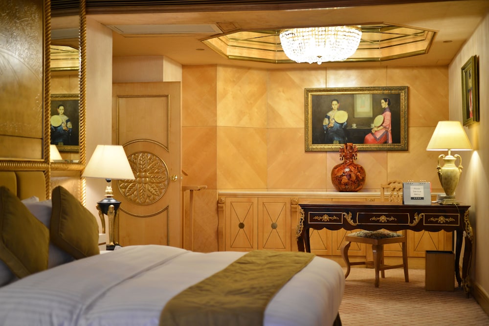 Imperial, Suite, King Bed