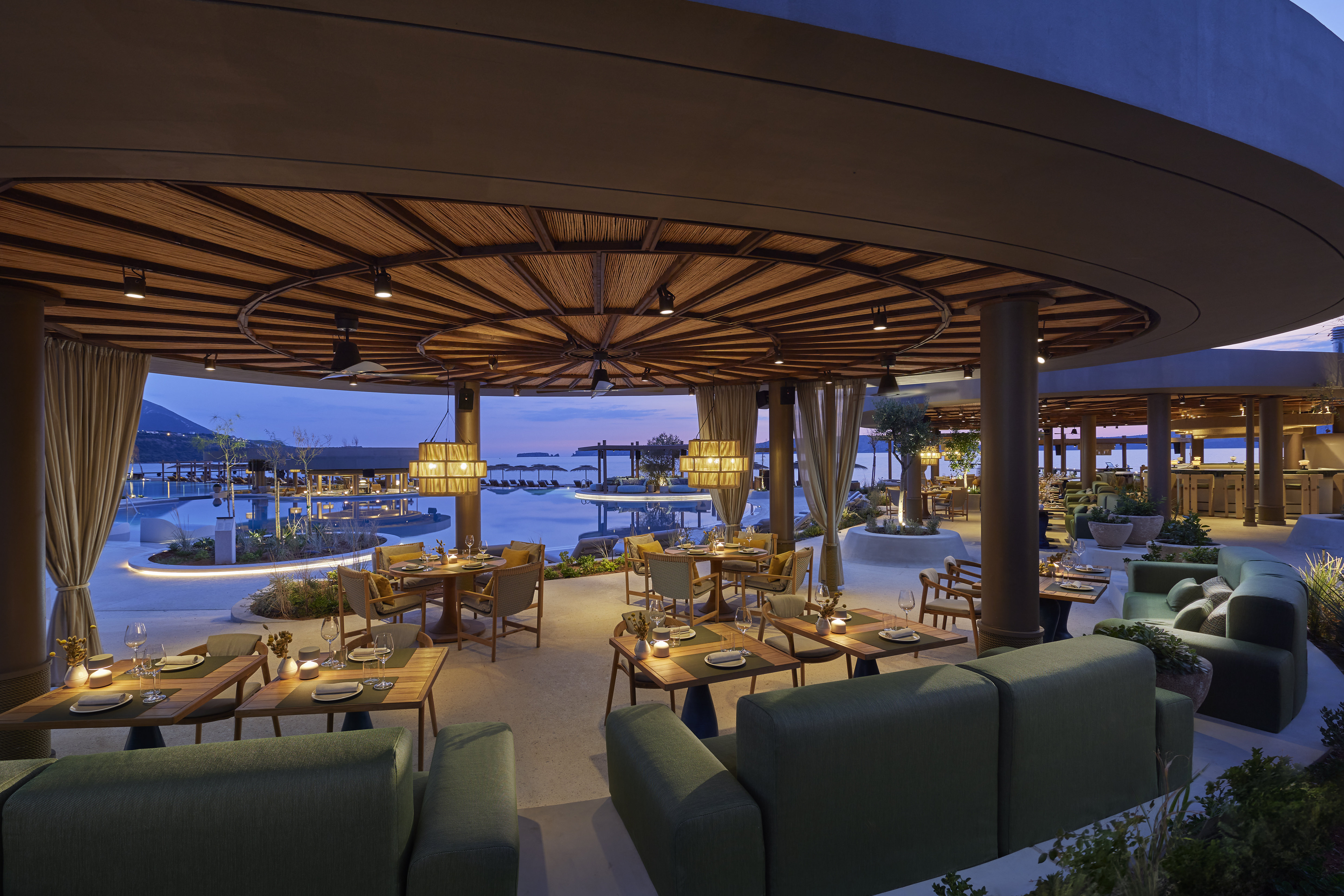 Mandarin Oriental Costa Navarino 49/57