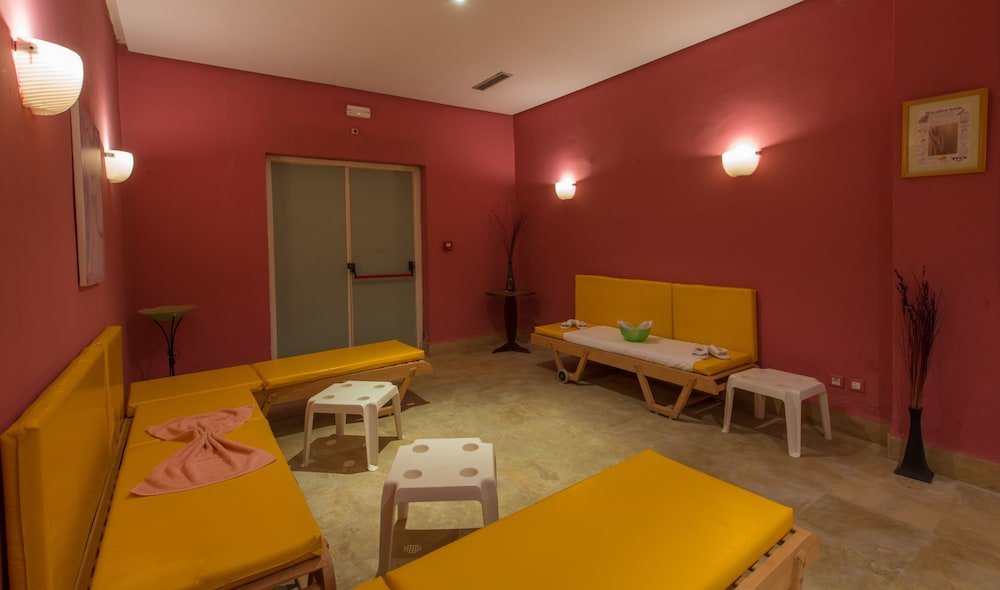 Regency Monastir 14/50