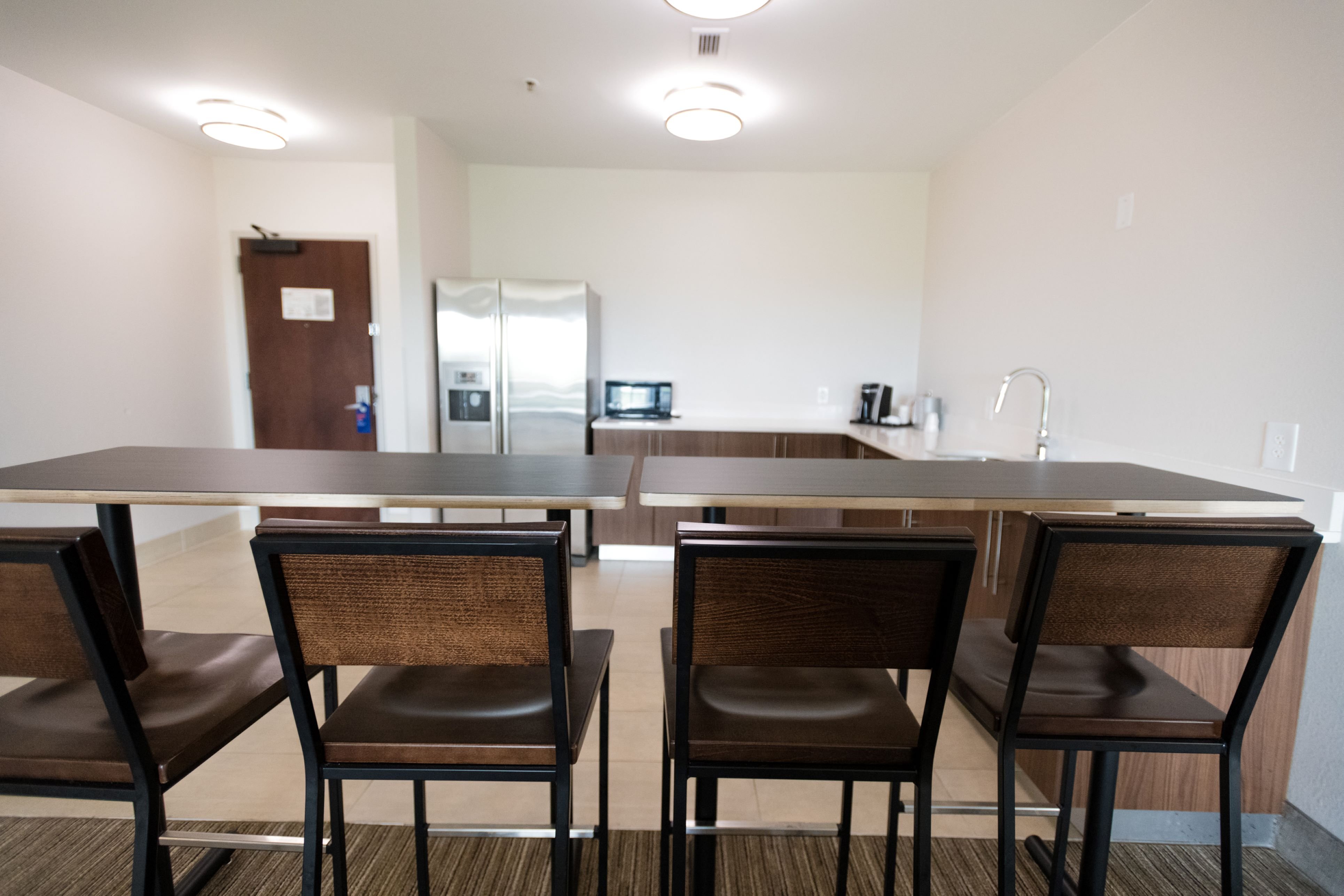 Holiday Inn Express Hotel Suites Lexington Nw the Vineyard 36/50