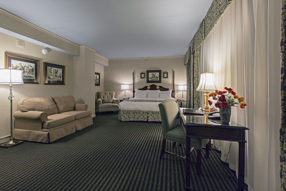 The Brown Hotel 39/61