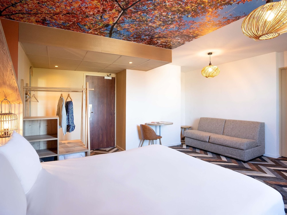 Superior, Double Bed, Sofa