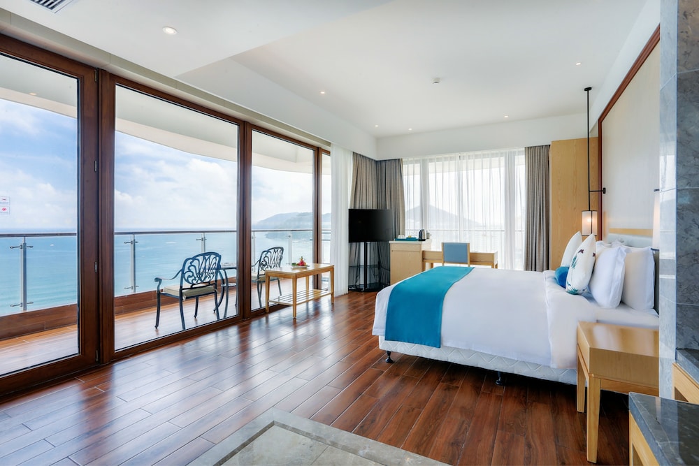 Dadonghai Hotel Sanya 17/48