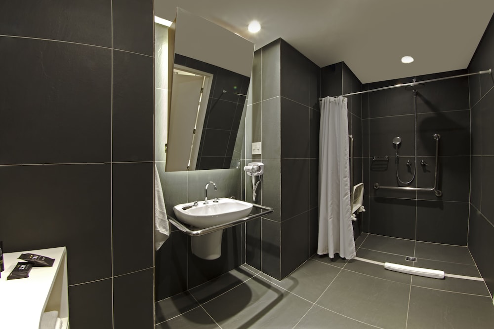 Ibis Styles Maracanau 68/70